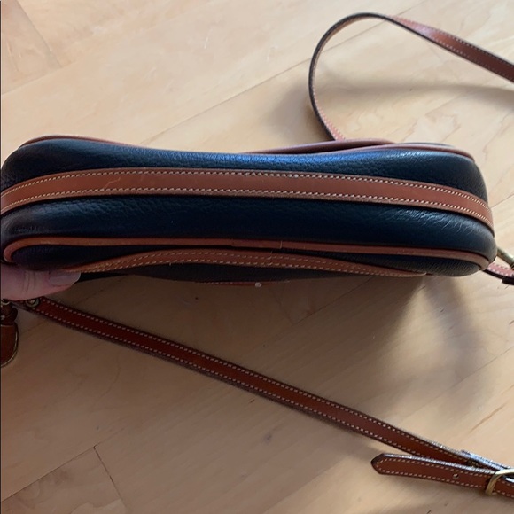 Dooney & Bourke Vintage Bag - Picture 13 of 13